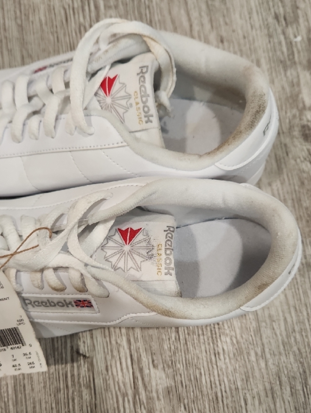 Reebok Women's White Leather Low-Top Sneakers - Picture 3 of 7
